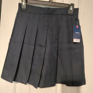 Izod Women's Dark Blue A-Line Skirt